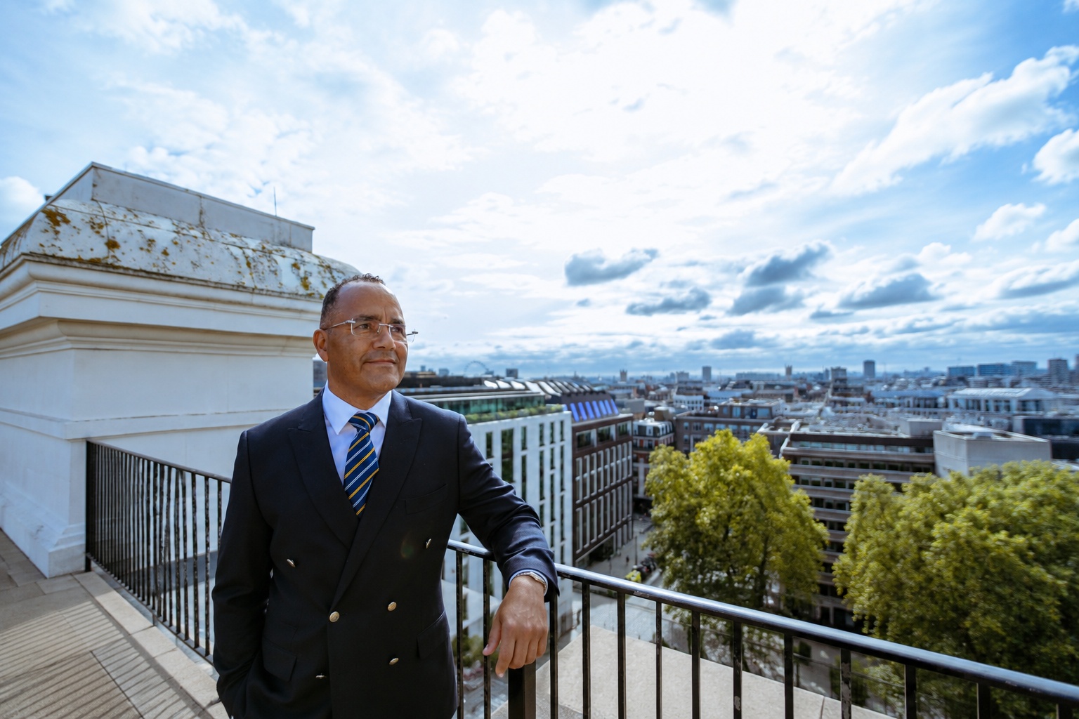 Renato Rufus overlooking London